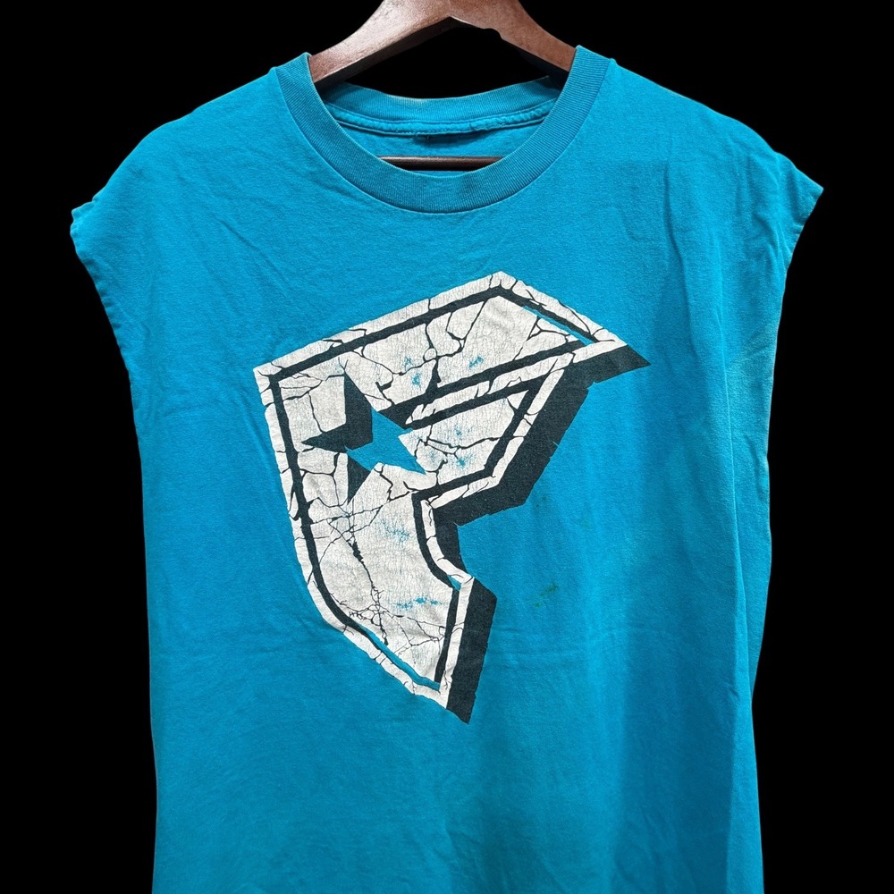 Famous Stars and Stripes Mens Sleeveless Muscle Tee Blue Graphic Tank Top Y2K - Picture 2 of 10